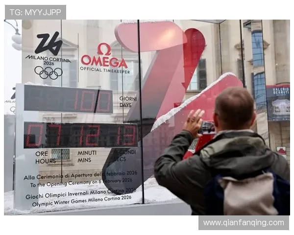 巩晓彬即将启程前往意大利罗马担任米兰冬奥会火炬手展现中国风采