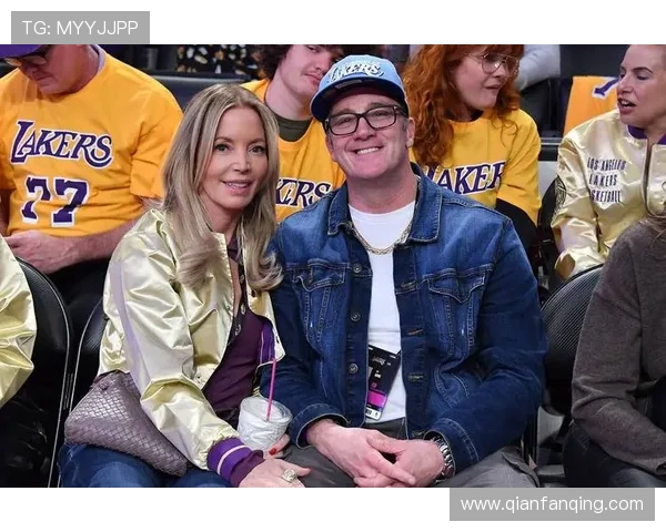 杰西巴斯揭露湖人决策内幕与姐姐五个月未沟通的心路历程